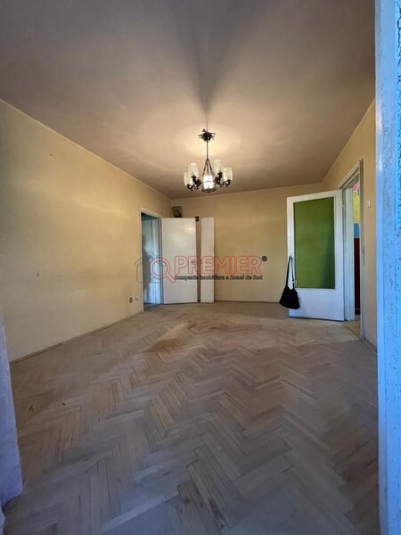 Piata Sudului, Secuilor, nou 2 camere et. 2